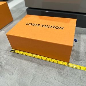 Louis Vuitton box